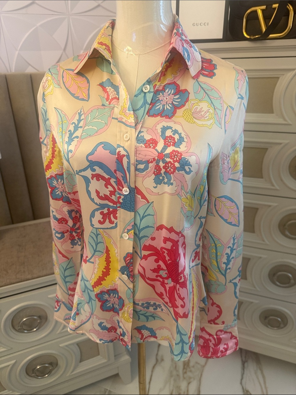 ESCADA  silk blouse like new